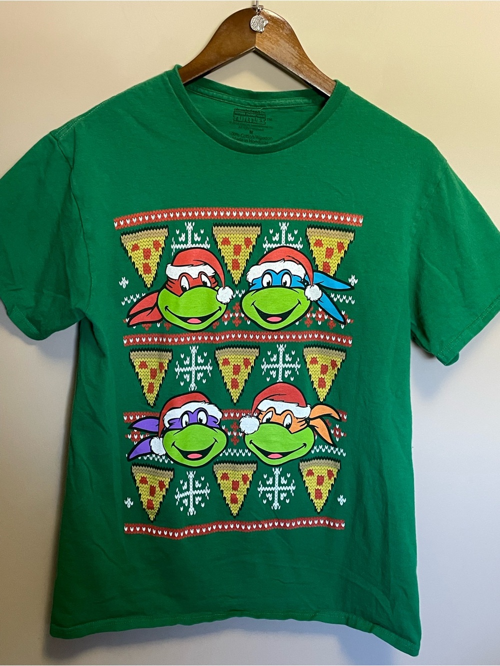 Teenage Mutant Ninja Turtles Nickelodeon Ugly Christmas Tee Men’s Medium